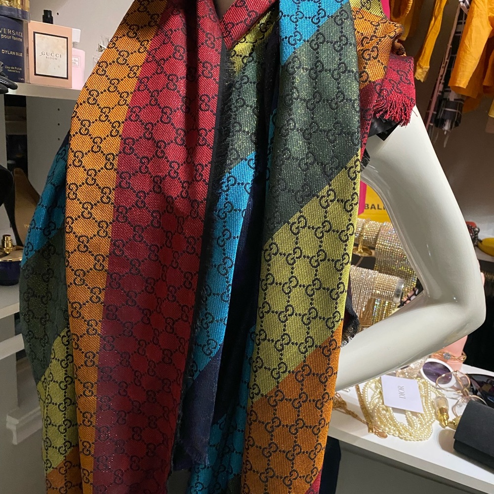Gucci jacquard shawl Scarf